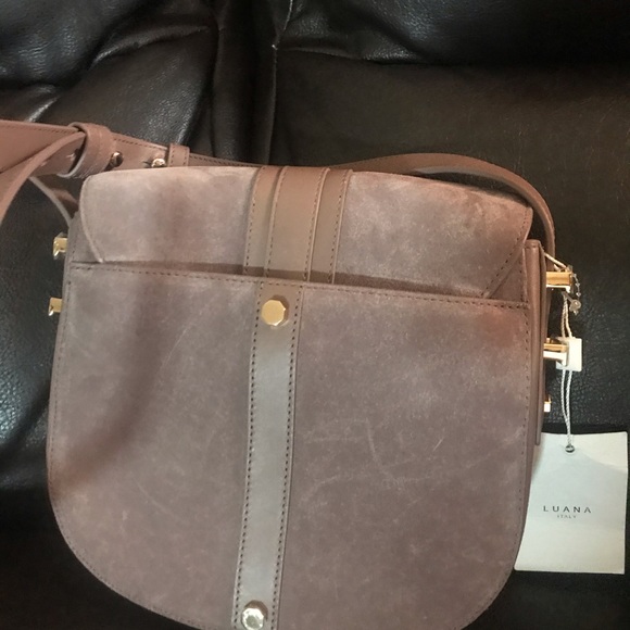 Luana Italy - Picture 2 of 8